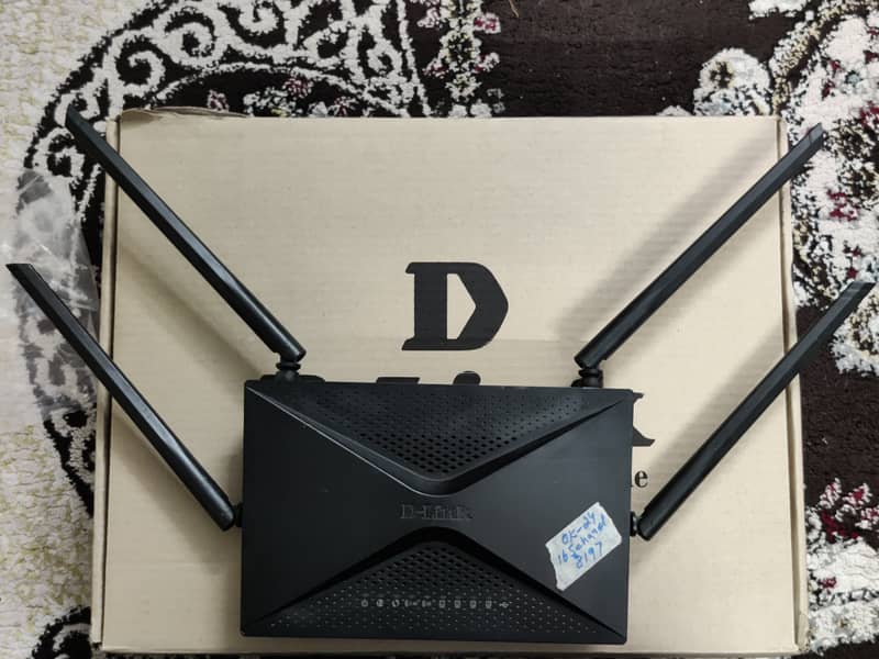 D-Link DIR-853 Dual Band AC1300 Gigabit Wireless Router – High Speed 0