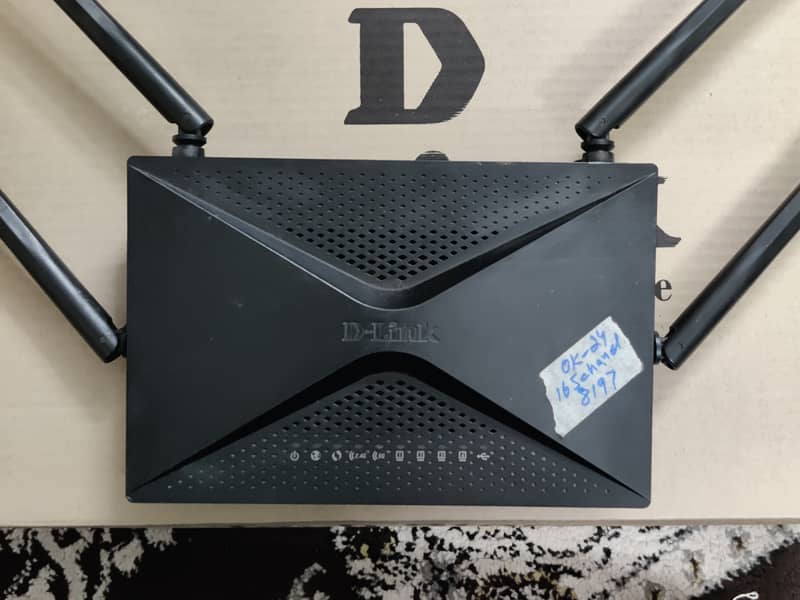D-Link DIR-853 Dual Band AC1300 Gigabit Wireless Router – High Speed 2