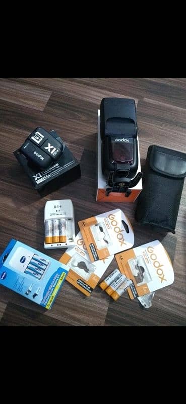 Canon M50 50MM Lens Viltrox Adapter Godox Flash Trigger 64GB CardnBag 1