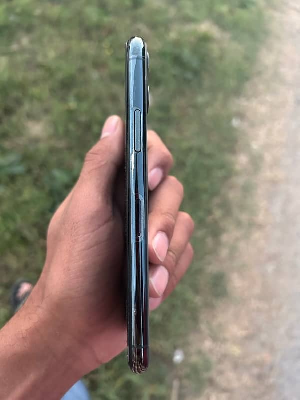 Iphone 11 pro 0