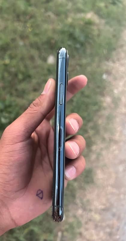 Iphone 11 pro 2