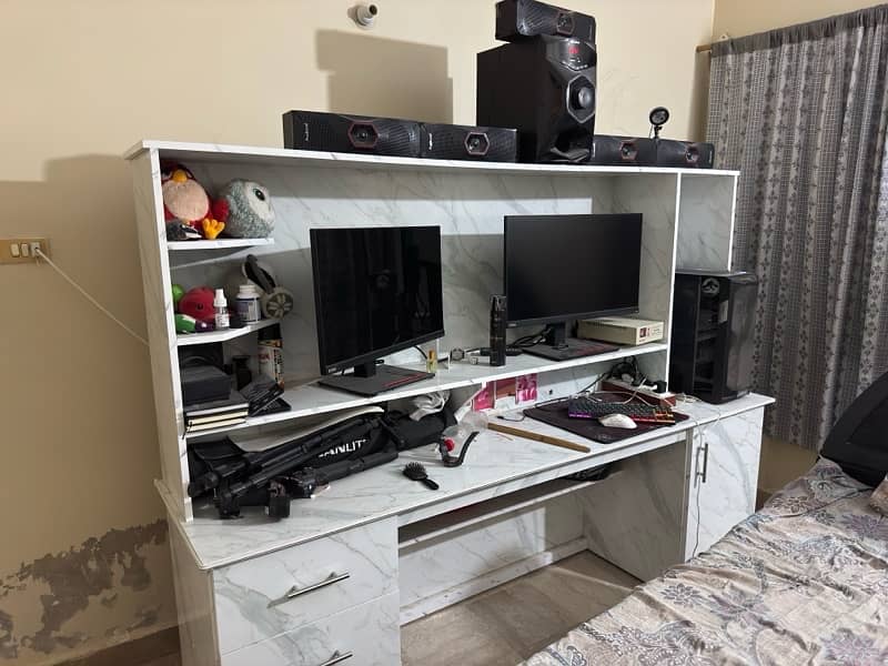 Computer plus TV table With drawer with Matte finish 2