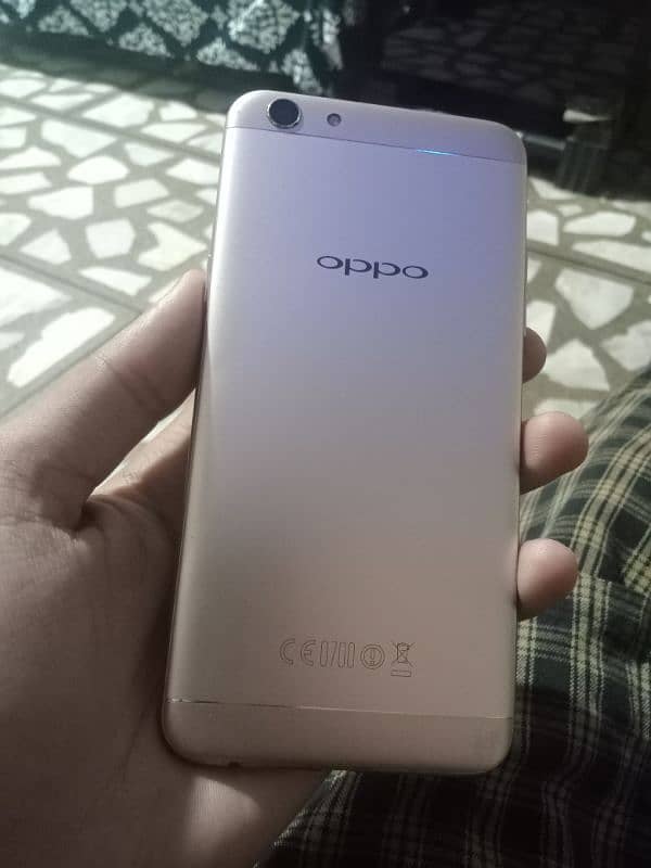 Oppo F3 with box [16MP Front] best for hotspot and Camera 3