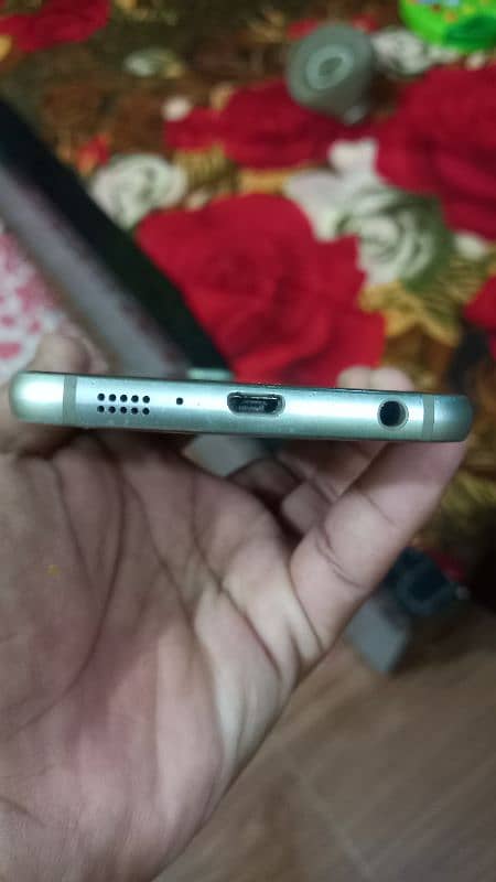 samsung galaxy s6 3/64 4