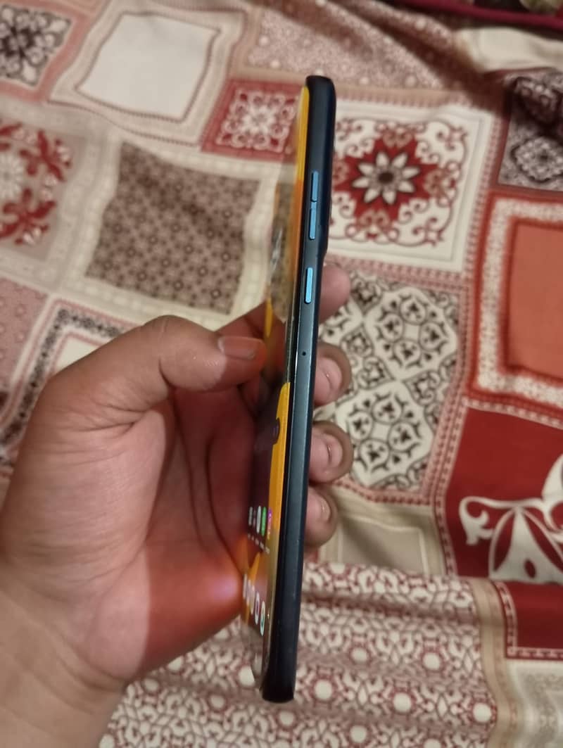 Motorola edge  50 fusion 10/10 condition 2