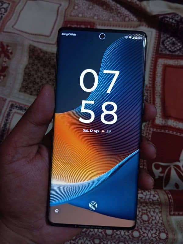 Motorola edge  50 fusion 10/10 condition 8