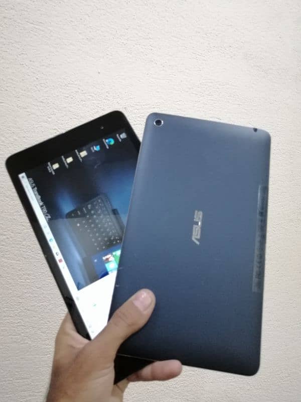 ACER windows tab with Detachable keyboard 2