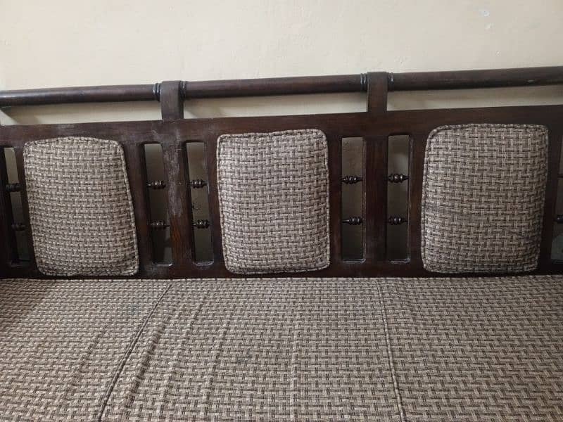 8 Seater sofa set for sale 3