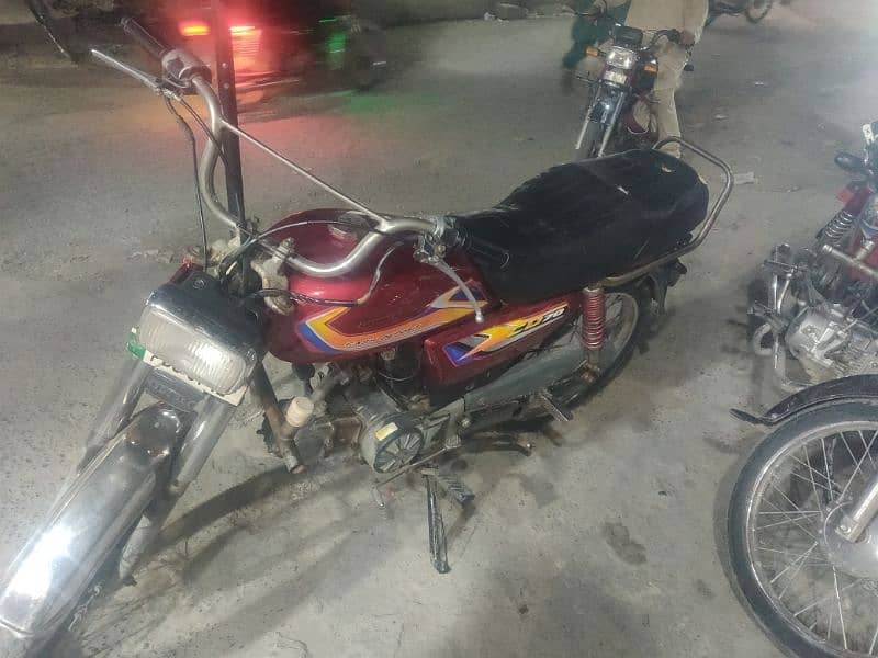 All ok hy koi b kaam ni krwany wala 1