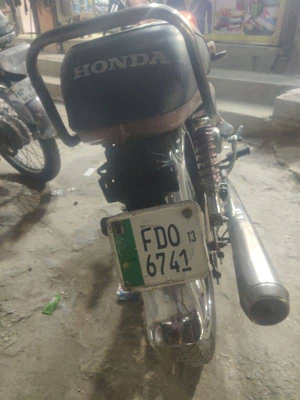 All ok hy koi b kaam ni krwany wala 3