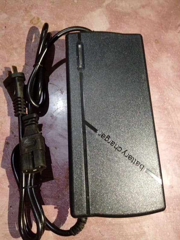 Electric bike Charger 60V 5A 1