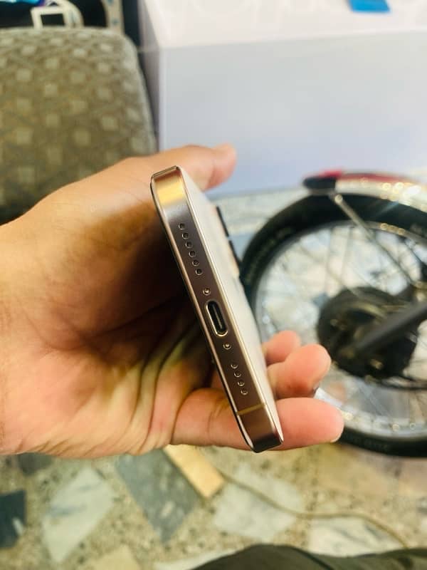 Iphone 16 pro max desert titanium non pta 256gb 6
