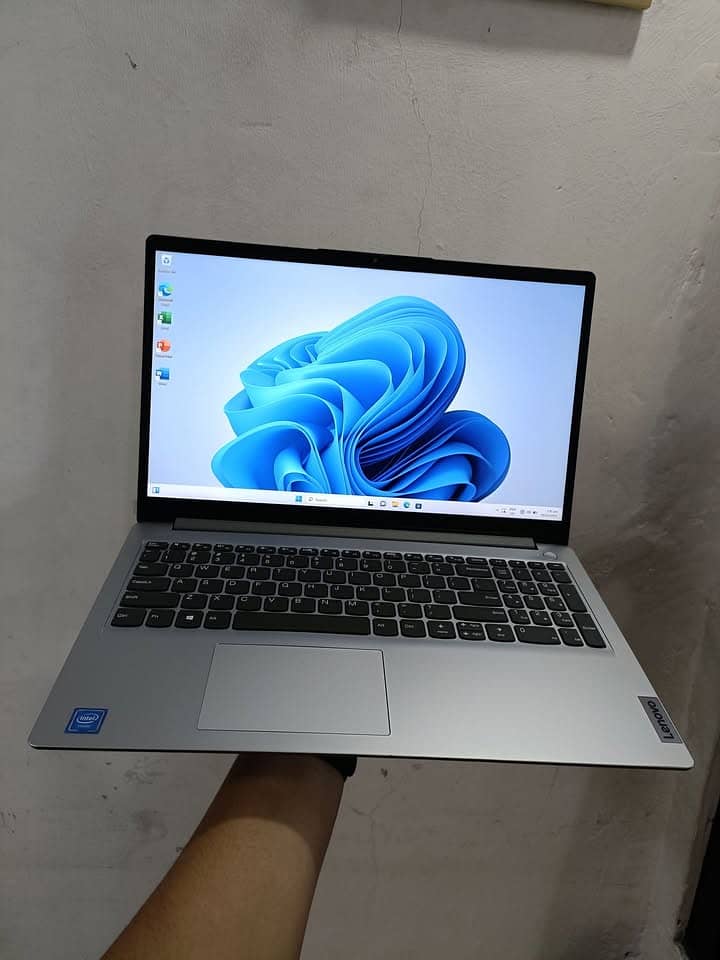 Lenovo IdeaPad Slim 3 1