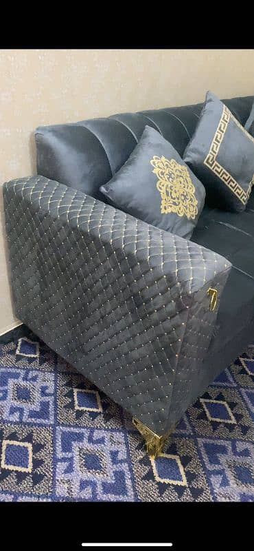 Brand new L shaped sofa 1