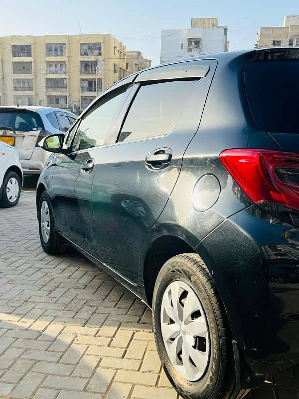 Toyota Vitz 2014 3