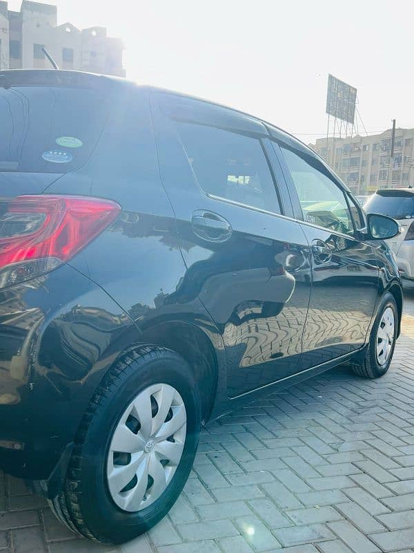 Toyota Vitz 2014 4