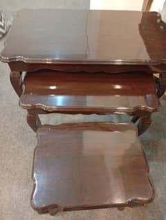 Nestingt table