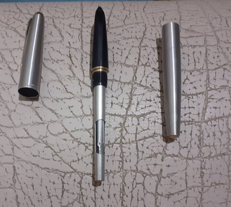 Autique Parker Fountain Pen 1
