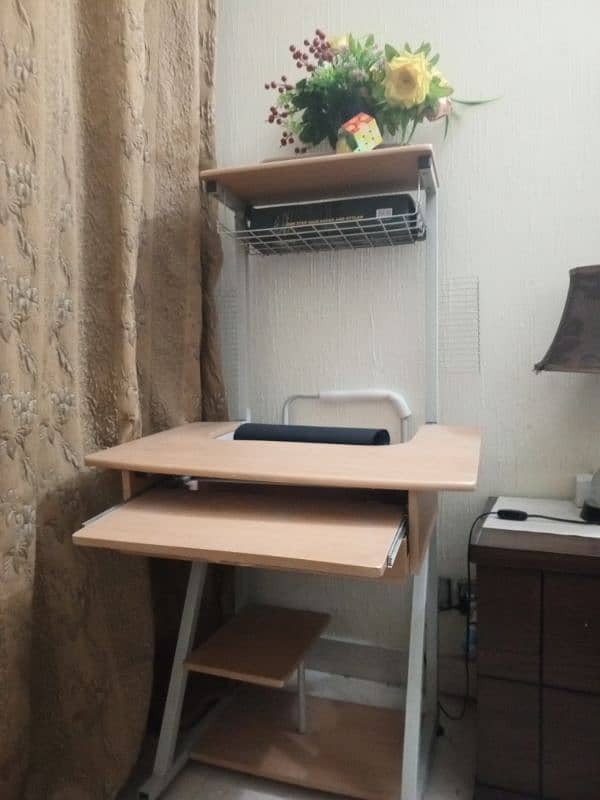 computer table 0