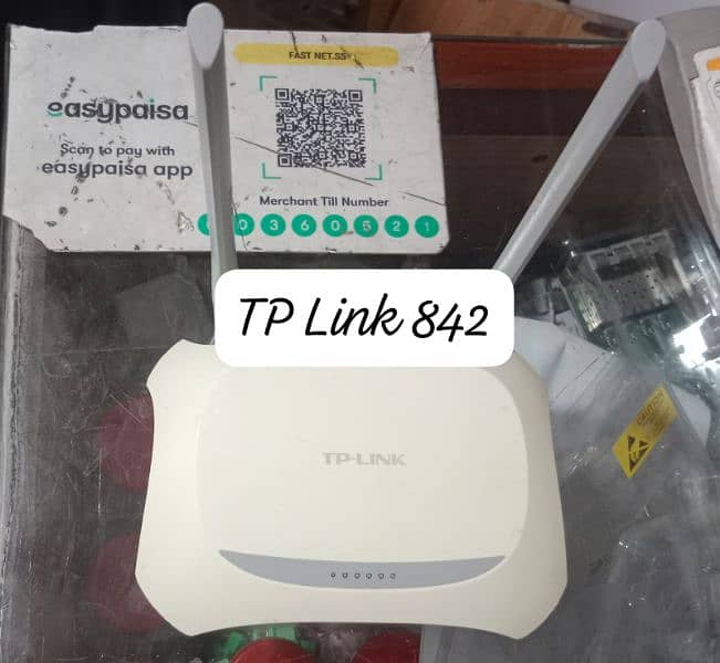TP Link 842 wifi router 0