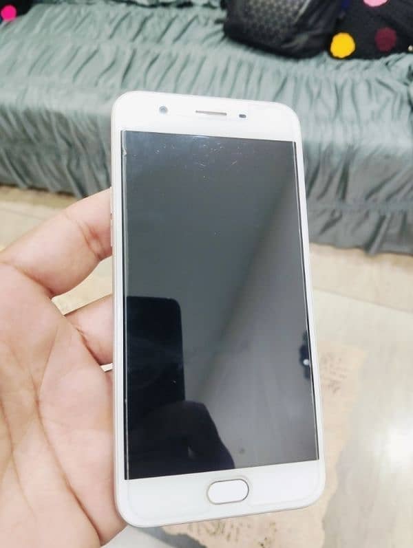 Oppo A57 (3/32) 1