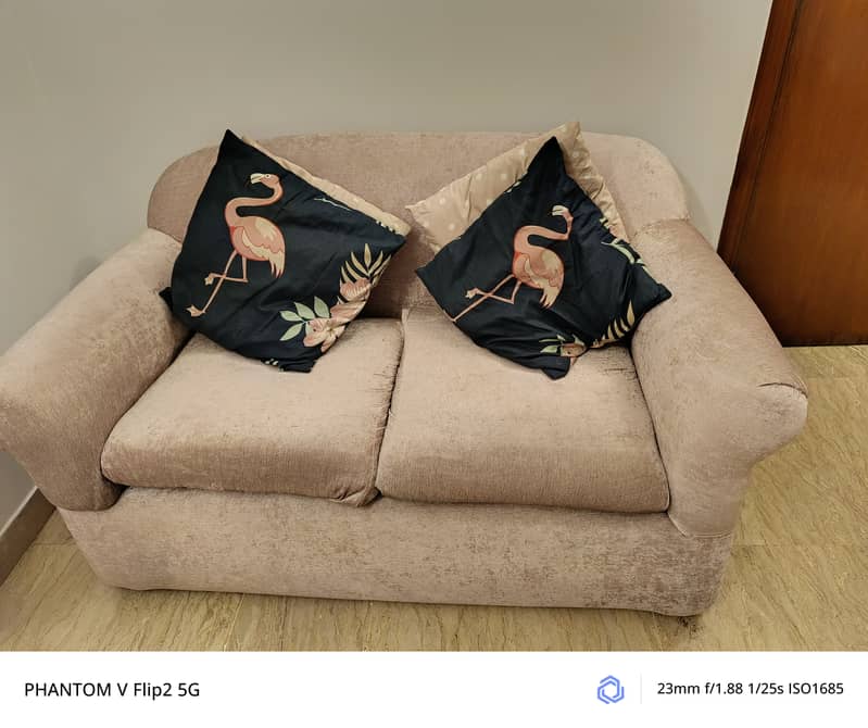 Light lilac sofa 2