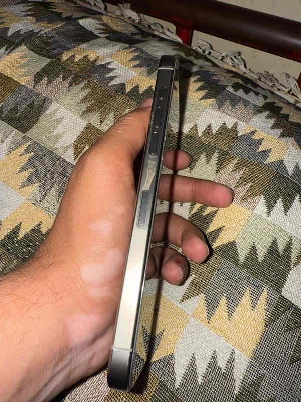 Iphone 15 Pro Max Non PTA 3