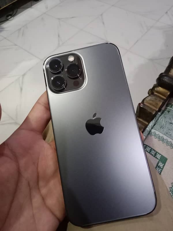 iphone 13 pro max 3
