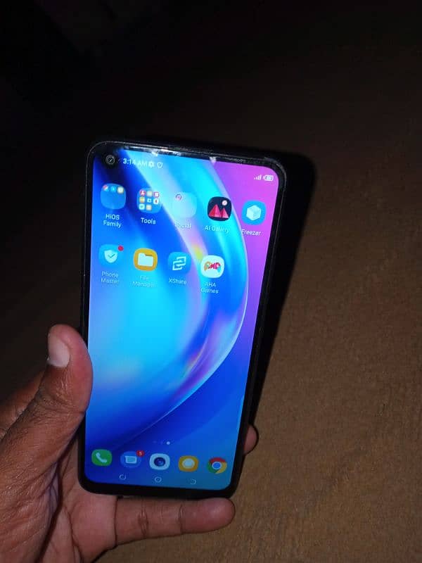 Tecno camon 12 with box 4 64 1