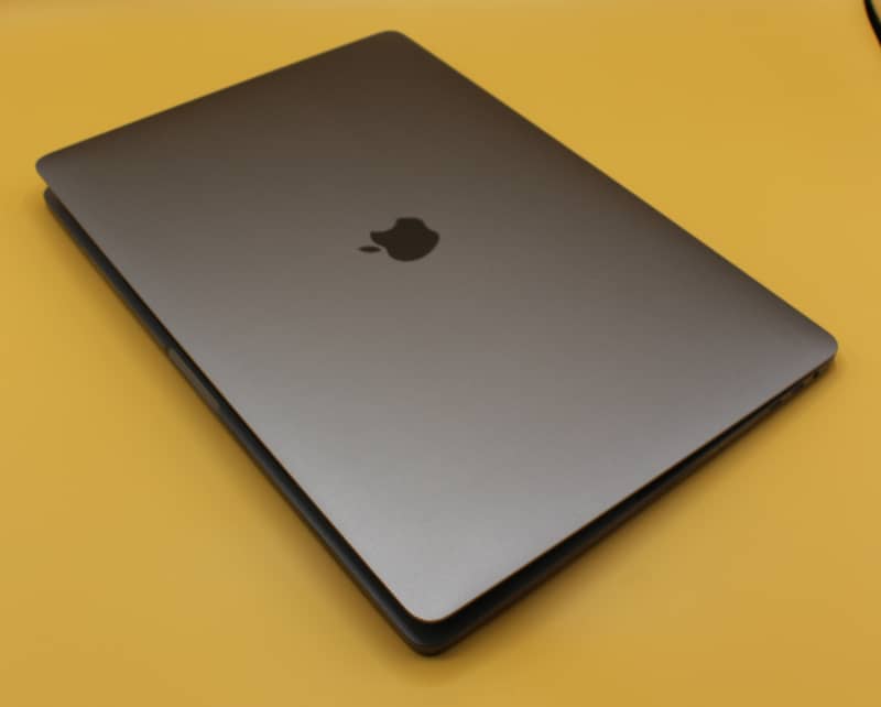 MacBook Pro 15" – Space Gray | Core i9 | 32GB RAM | Dedicated Graphics 6