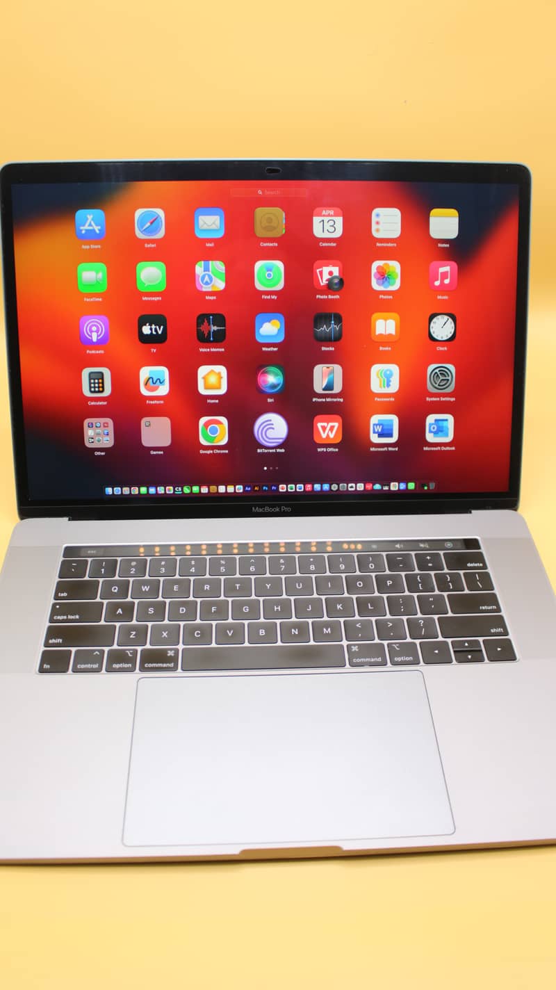 MacBook Pro 15" – Space Gray | Core i9 | 32GB RAM | Dedicated Graphics 9