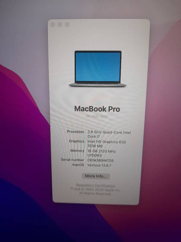 Macbook pro 2017 15 Inch screen i7 16/256 2GB Dedicated graphic card 4