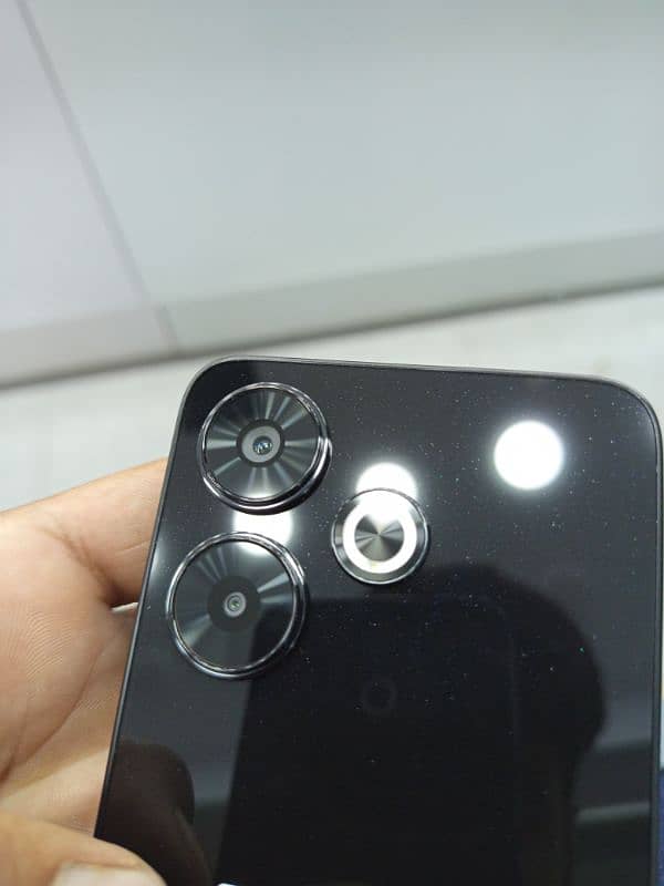 redmi 13 condition 10 / 10 all okay only 7 months used 1