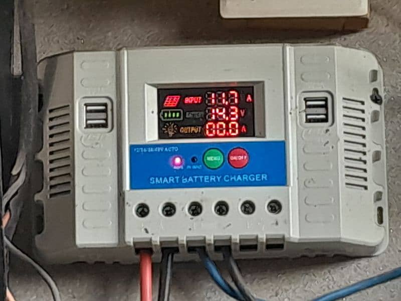 mppt charge controller 1