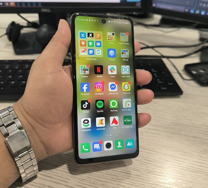 Infinix NOTE 30 1