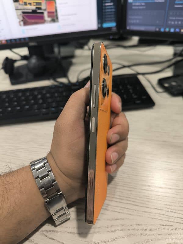 Infinix NOTE 30 4
