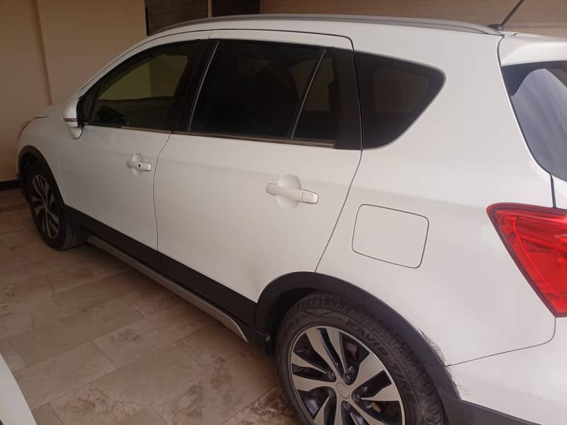 Suzuki S-Cross Automatic cruise 1000cc 12