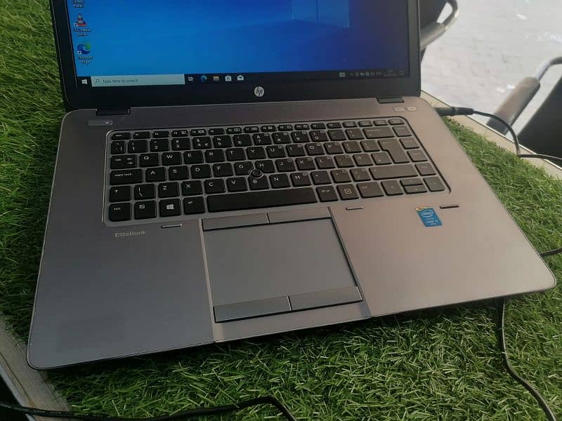 HP 850 G2 i5th gen with 15.5 inch full Display 0