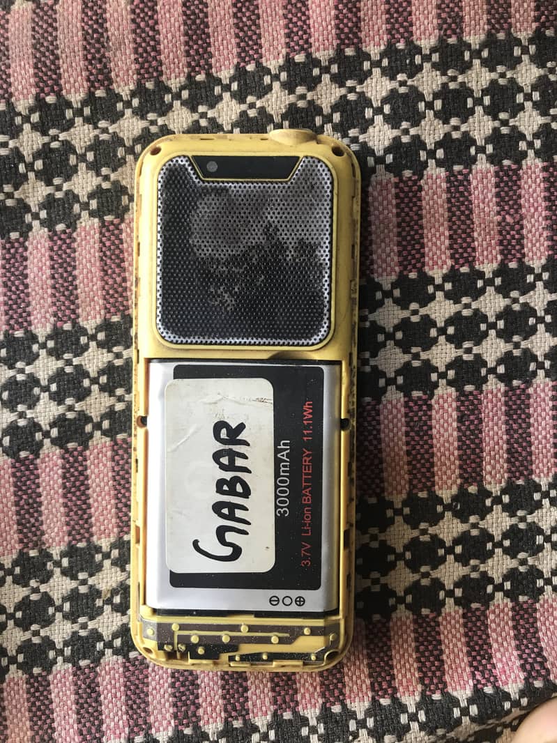 Qmobile 2