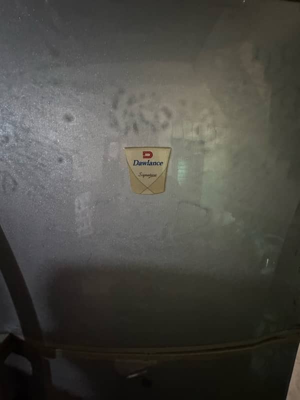 dawlance fridge want to sale 1