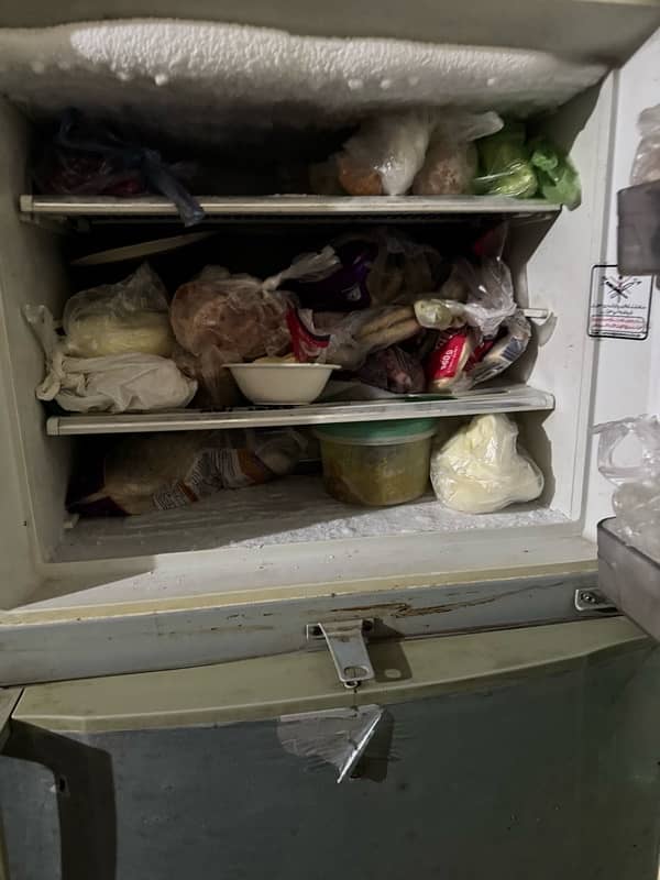 dawlance fridge want to sale 7