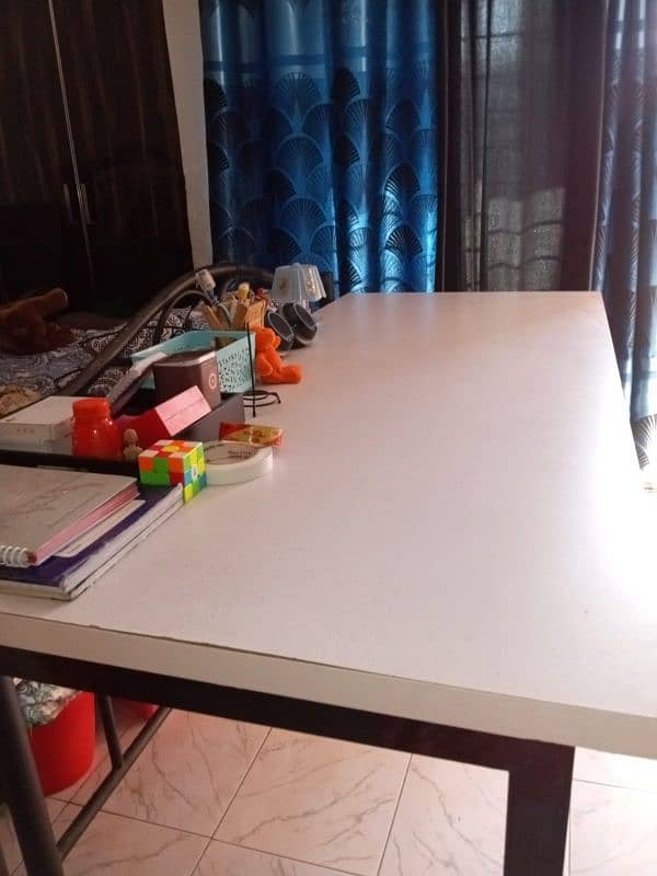 Best Table for workstation 4