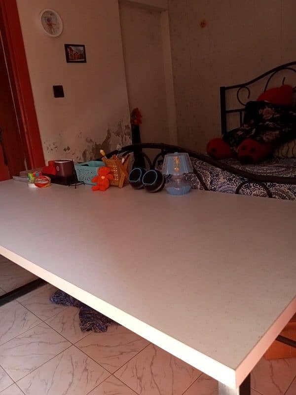 Best Table for workstation 5