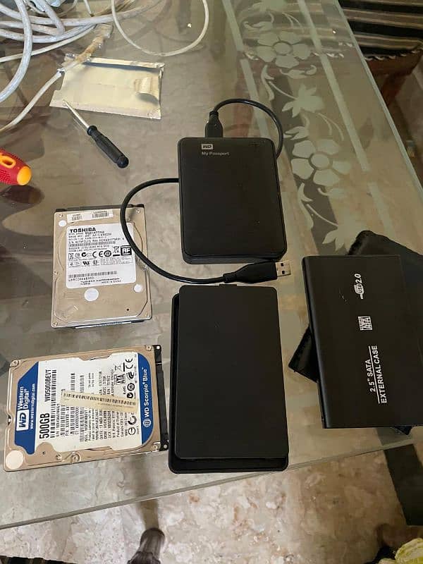 3 Hard drive for sale 2 TB 0