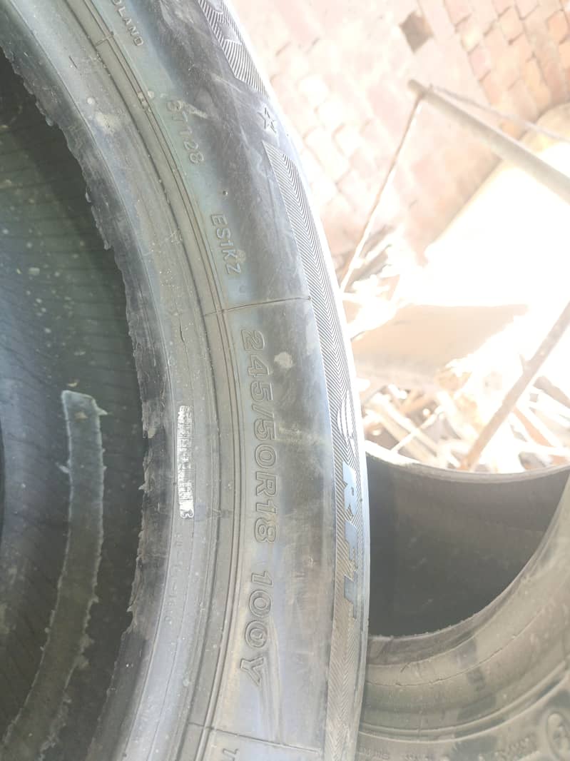 I am sell tyres with new condition 3