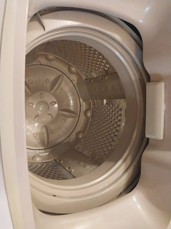 Dawlance DW270 LVS + plus 12 kg like a brand new 4