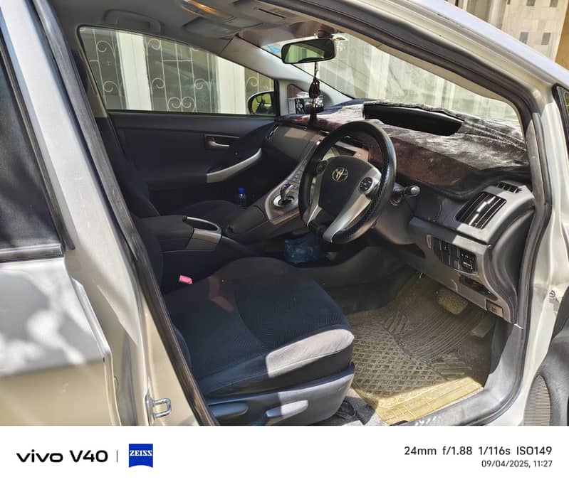 Toyota Prius 2013 1.8 S LED Edition 6