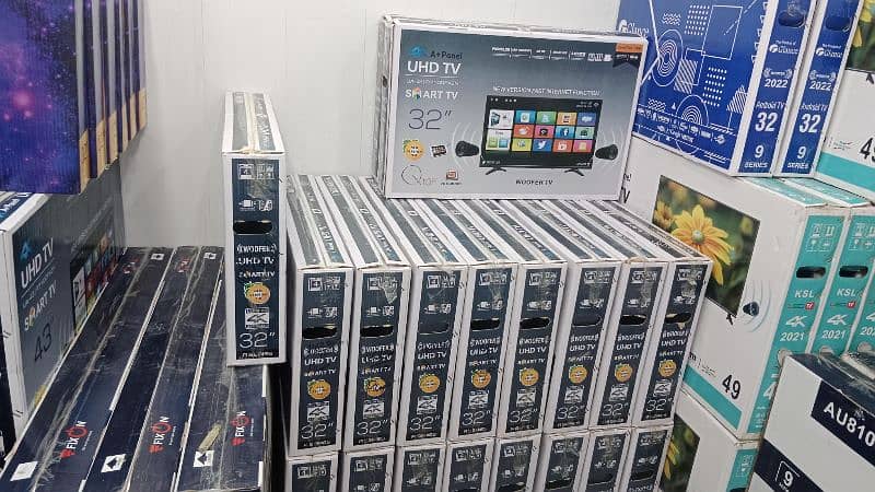 32" INCH SMART UHD WIFI LED TV. NEW LED TV 1