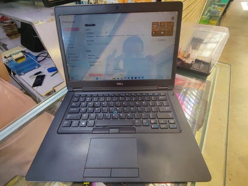Dell Latitude 5490 0