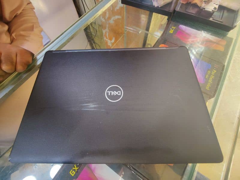Dell Latitude 5490 1